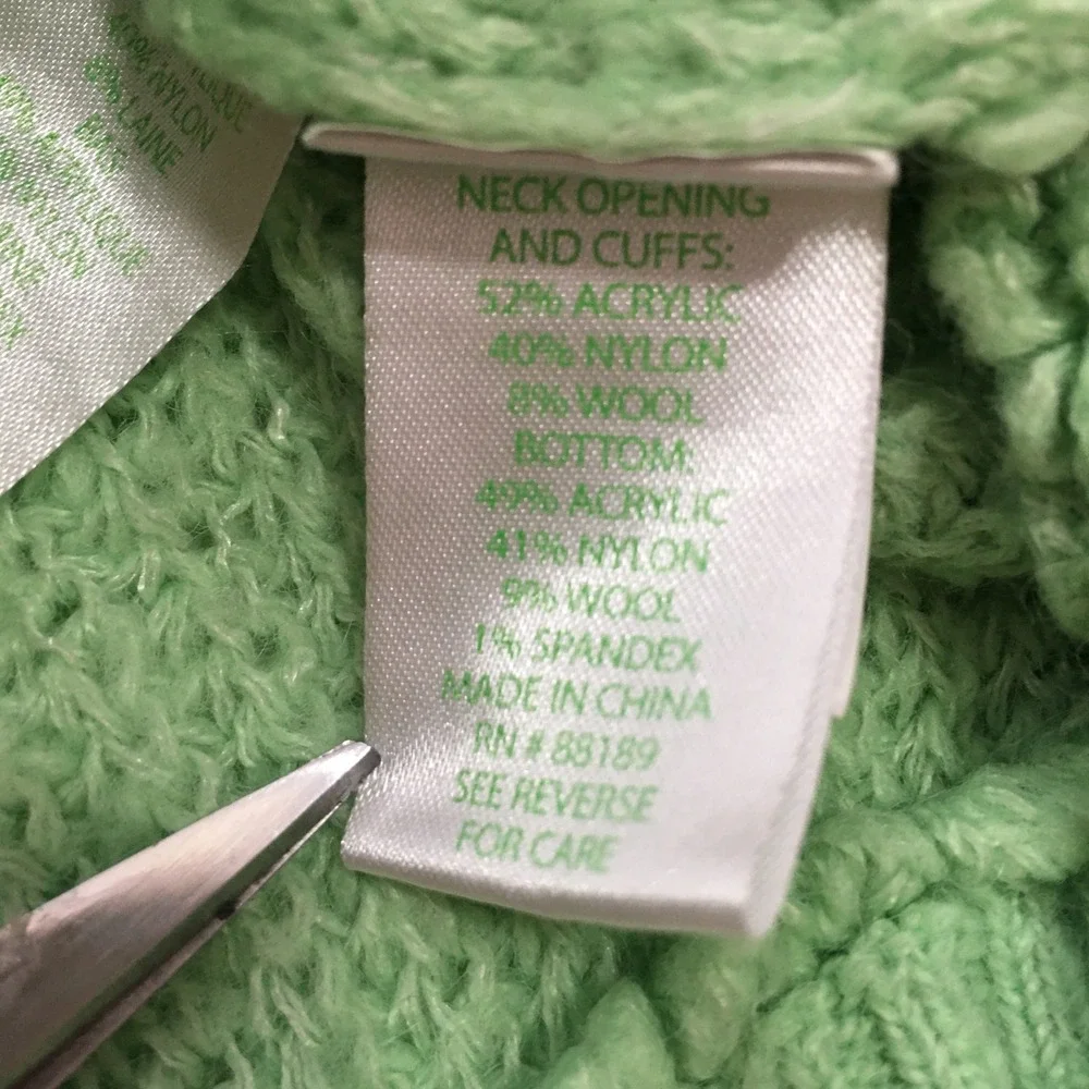 Lilly Pulitzer Kasmina Sweater Womens Small Green V-Neck Wool Blend